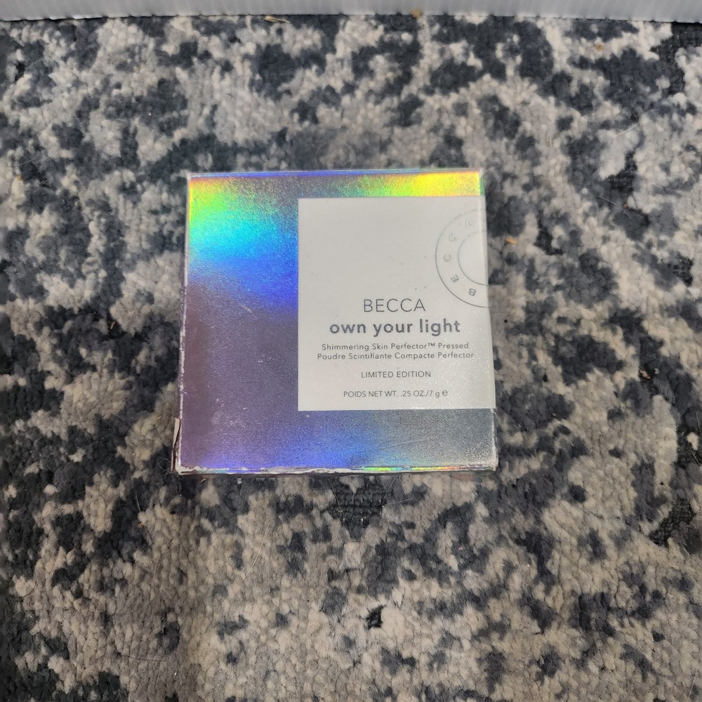 BECCA Shimmering Skin Perfector Pressed Highlighter Own Your Light Ltd Ed